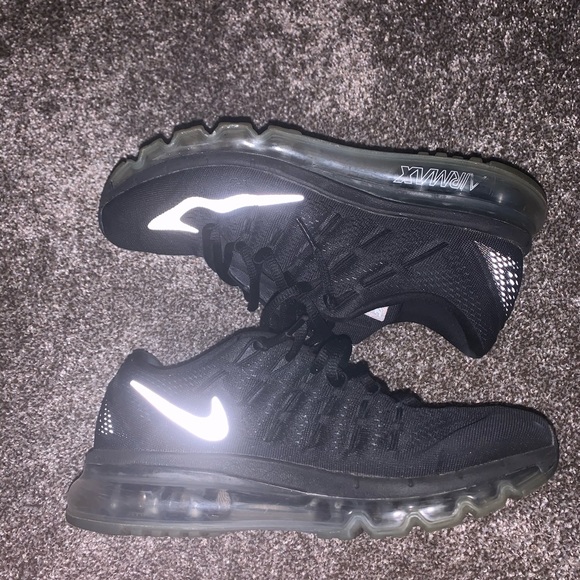 black nike bubble shoes